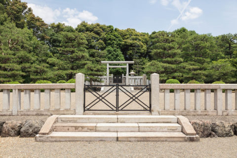 長慶天皇　嵯峨東陵<br />長慶天皇皇子　承朝王墓