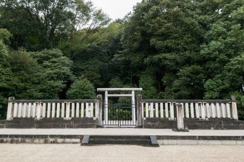 武烈天皇　傍丘磐坏丘北陵