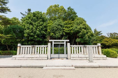 【中古】 追憶の墓標/新風舎/高瀬湊 洋風墓-ハナミズキH | 石屋千鳥のデザイン墓石カタログ