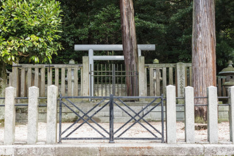 崇徳天皇　白峯陵