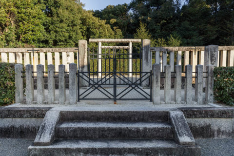 冷泉天皇　桜本陵<br />後一条天皇皇后　威子火葬塚