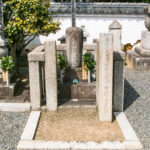 後伏見天皇十八世皇孫女　日尊女王墓<br />霊元天皇皇曽孫女　日照女王墓