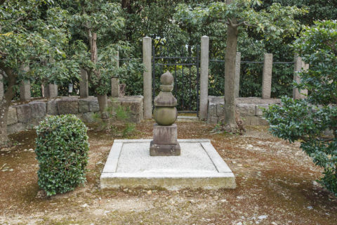 桓武天皇皇子　伊予親王　巨幡墓