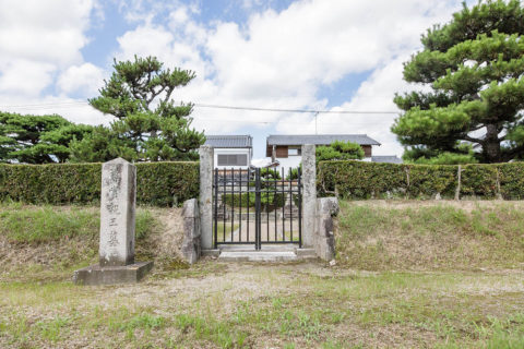 喜光寺内 一乗院宮墓地