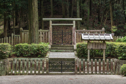 天津日高彦火火出見尊 高屋山上陵 | 新陵墓探訪記