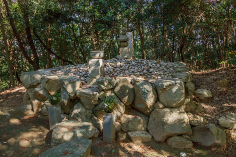 淳仁天皇陵 高島伝承地(高島の森)